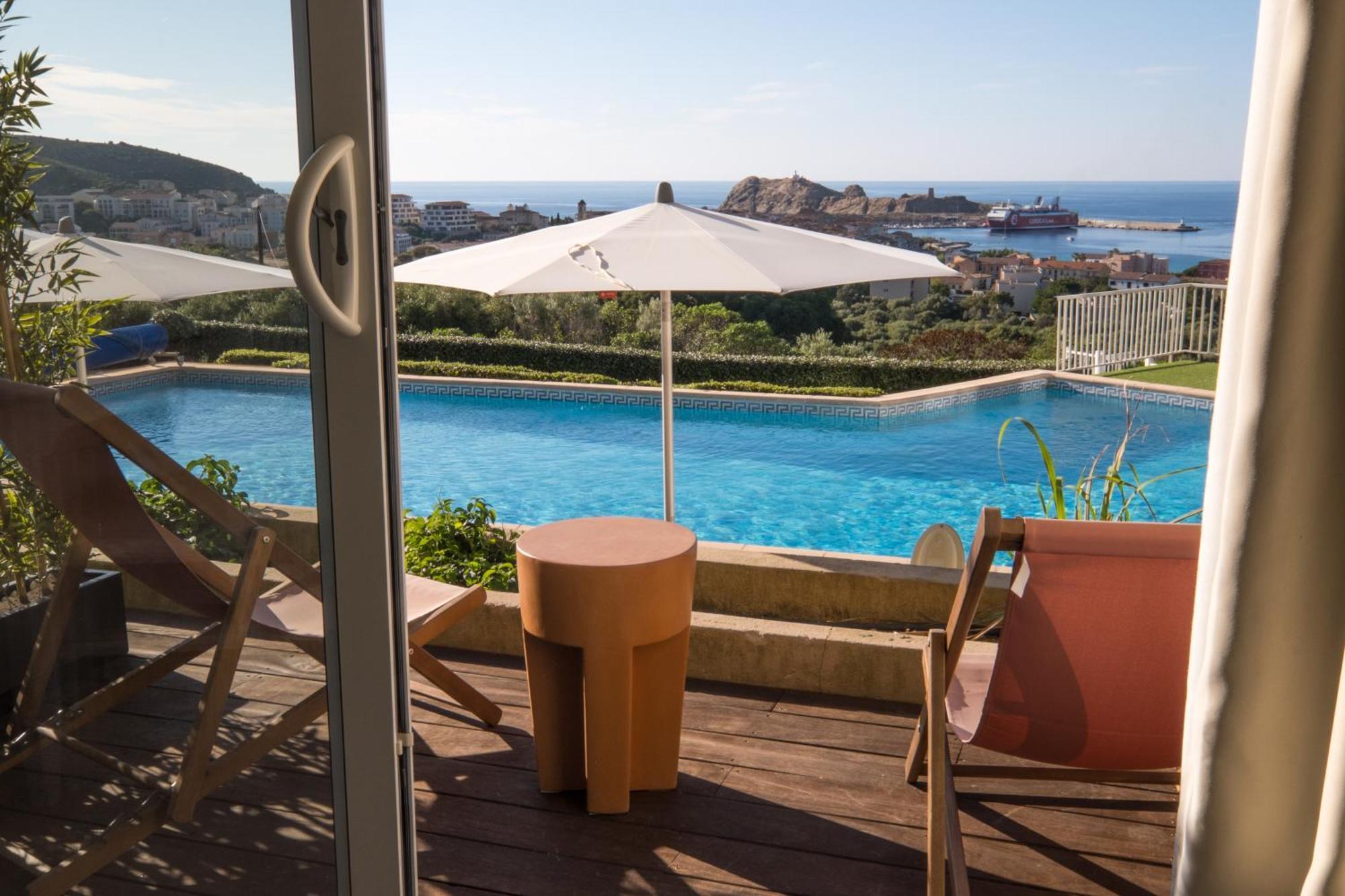 Hotel Funtana Marina LʼÎle-Rousse Екстериор снимка
