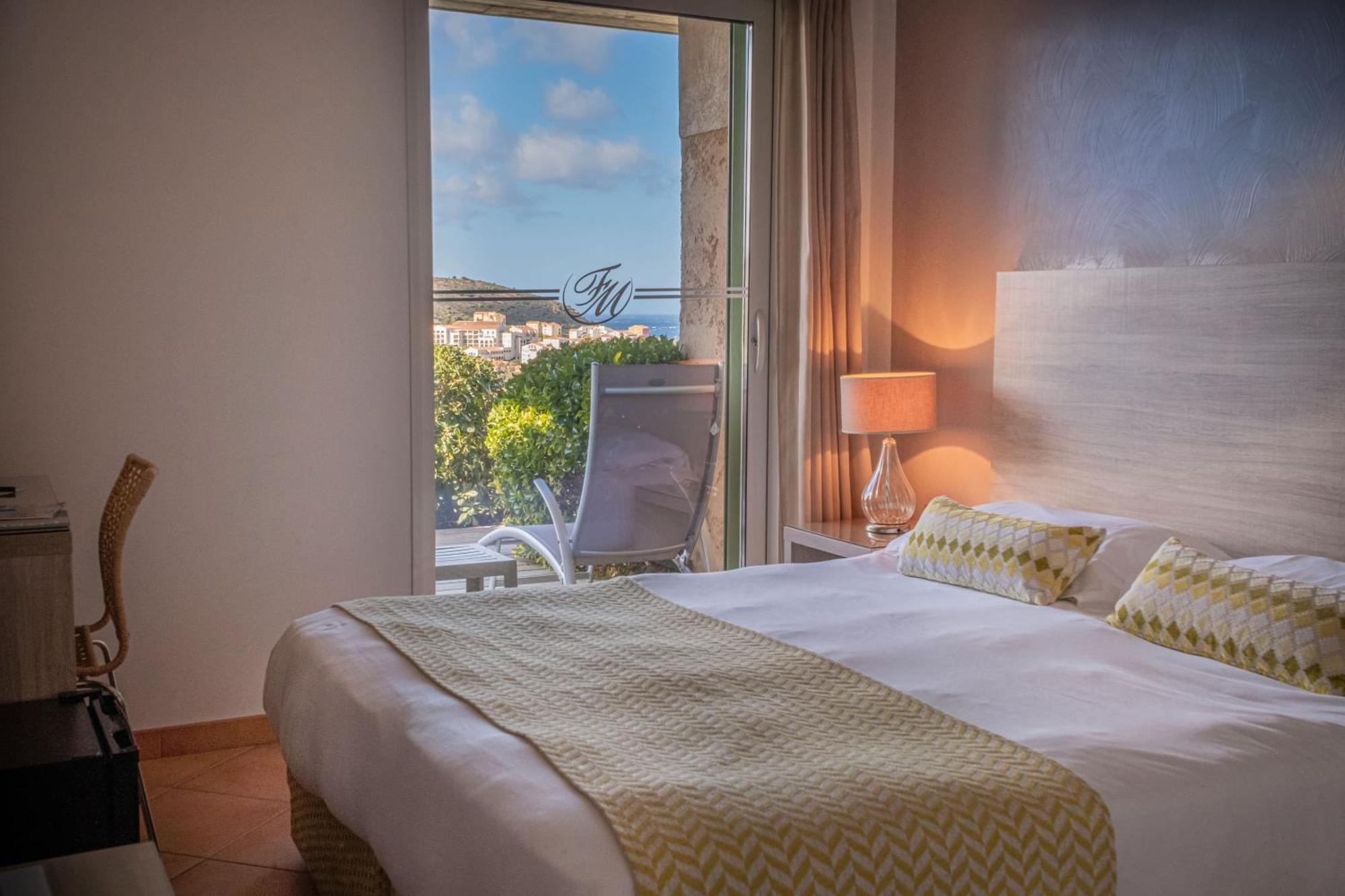 Hotel Funtana Marina LʼÎle-Rousse Екстериор снимка
