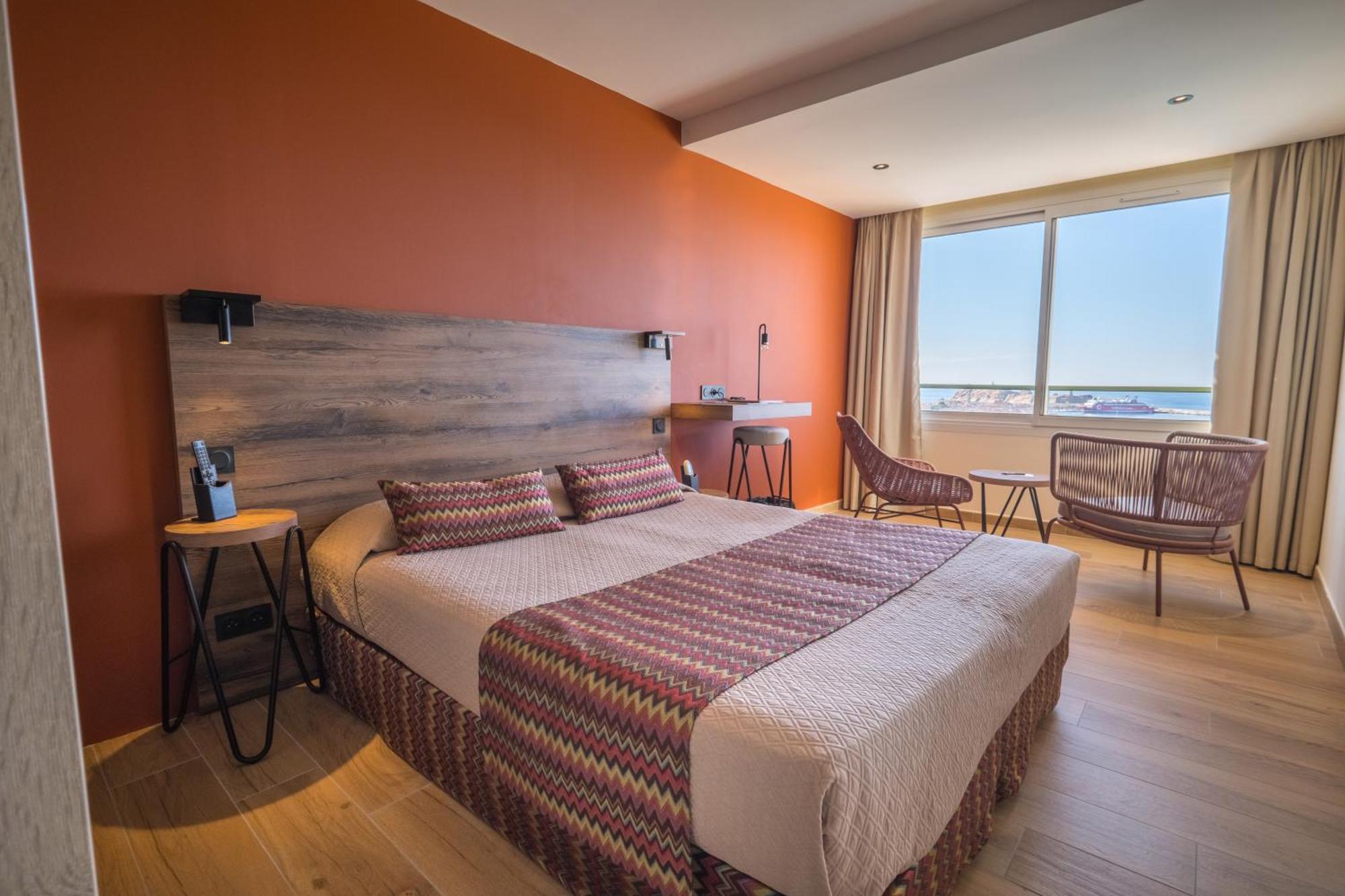 Hotel Funtana Marina LʼÎle-Rousse Екстериор снимка